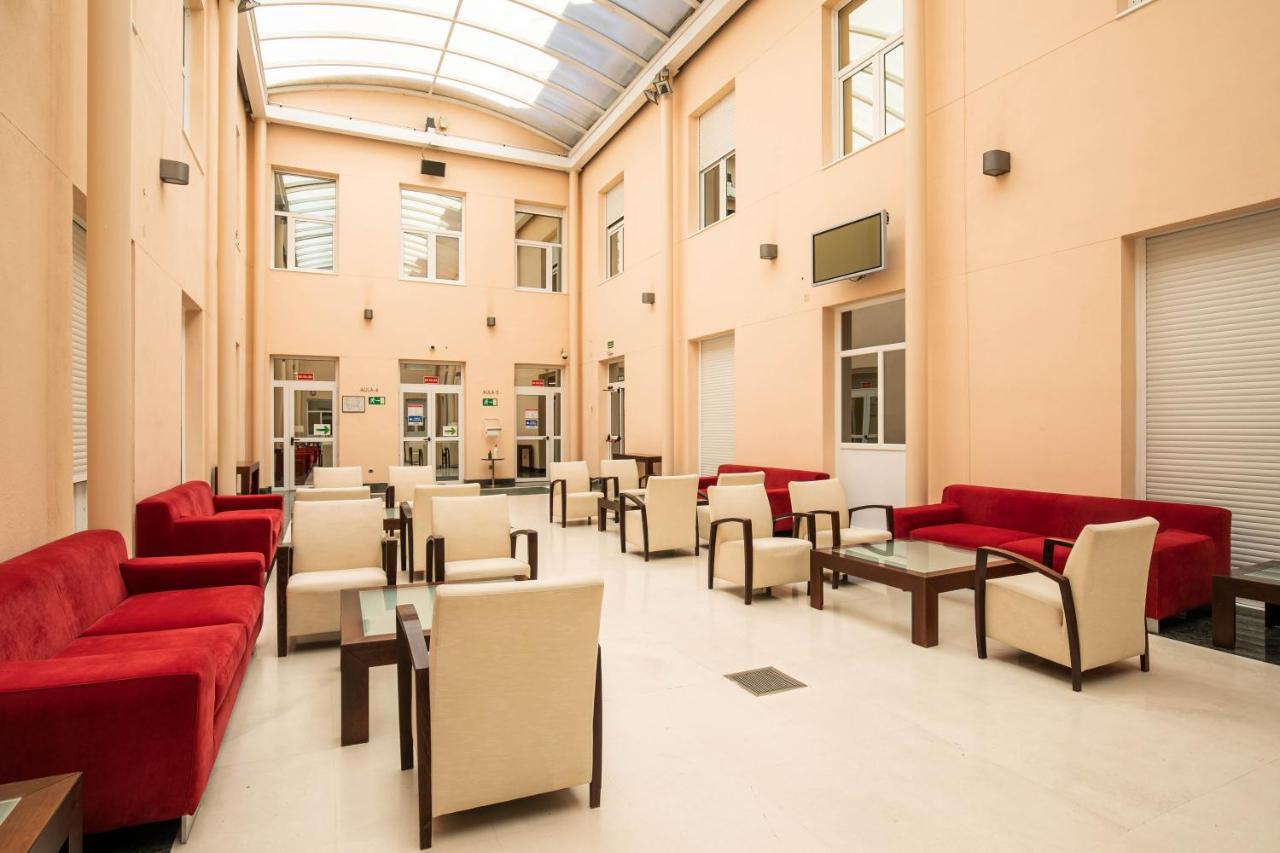 Micampus Aranjuez Student Residence Экстерьер фото